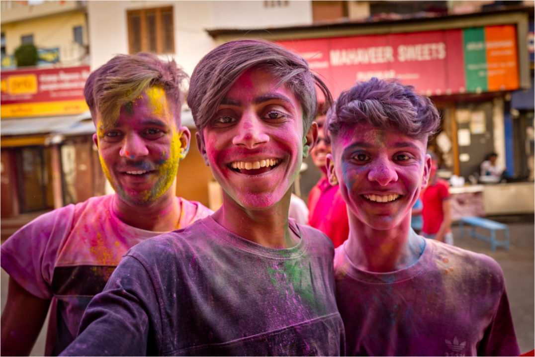 COLOR WITH LIFE